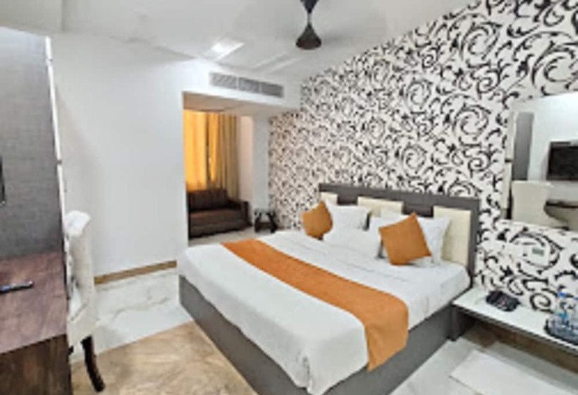 فندق A Star 50m Away From Golden Temple