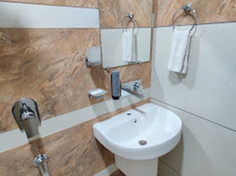 فندق A Star 50m Away From Golden Temple