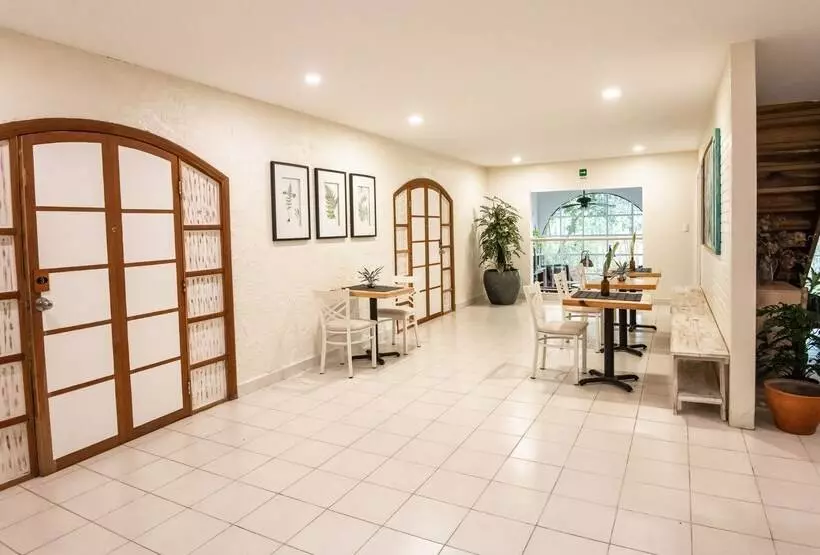 هتل Angeli Gardens Boutique