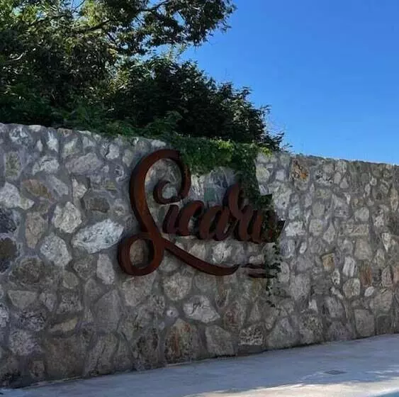 ホテル Cabañas Sicarú