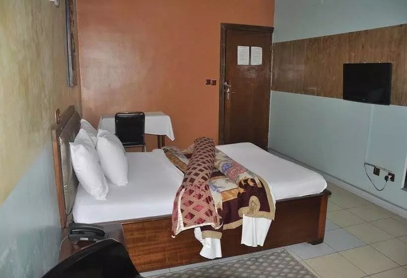 هتل Hôtel De La Vallée Officiel