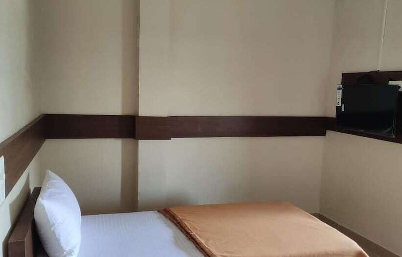 בית מלון כפרי Iroozm Sonika Comforts