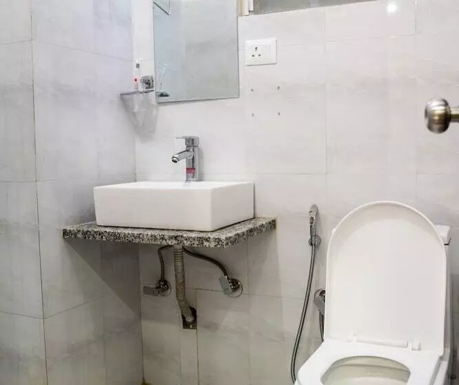 هتل Janmabhumi