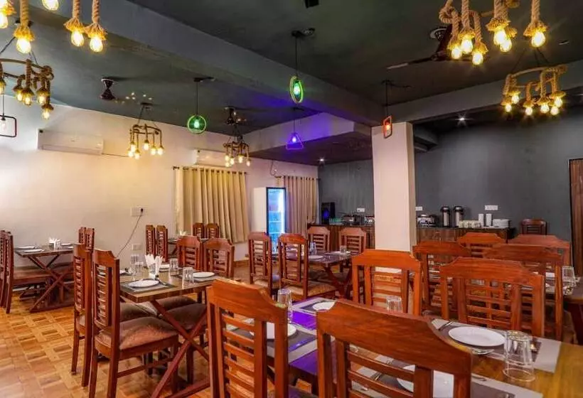 Kds Residency Hotel And Banquet