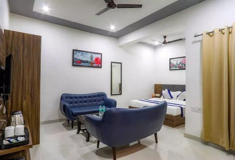 Kds Residency Hotel And Banquet