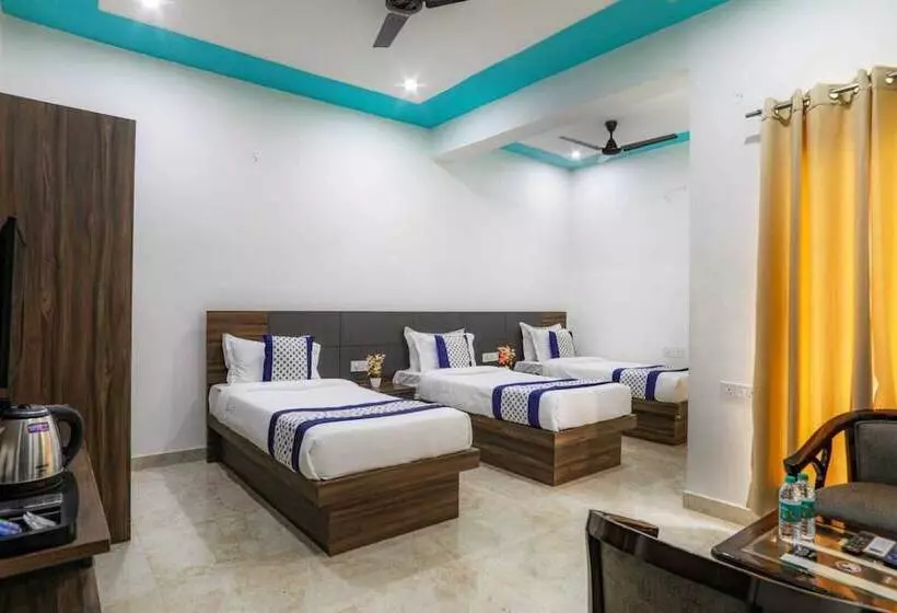 Kds Residency Hotel And Banquet