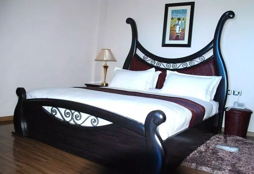 هتل Kerawud International