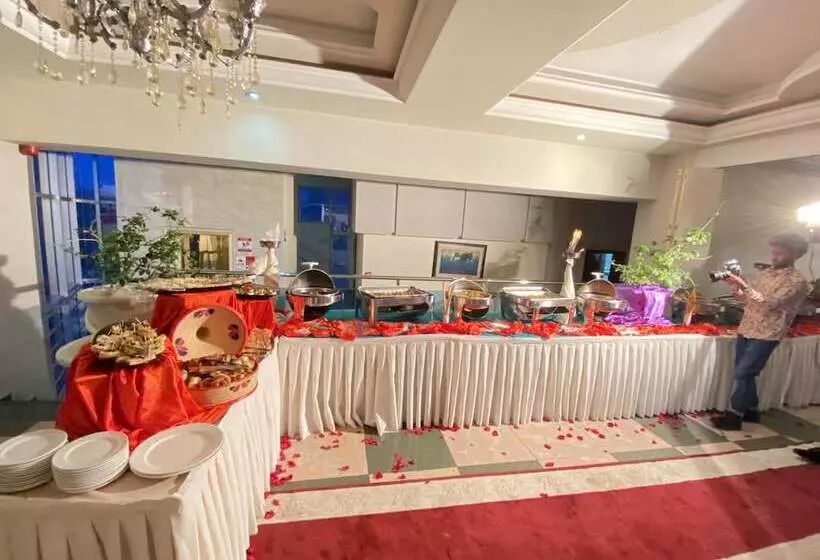 هتل Kerawud International