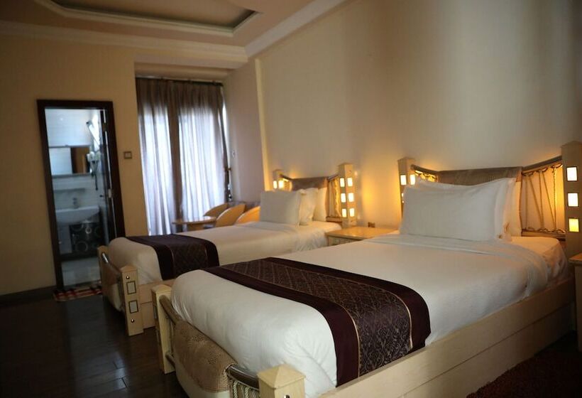 هتل Kerawud International