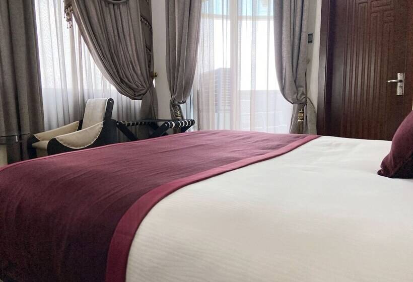 هتل Kerawud International