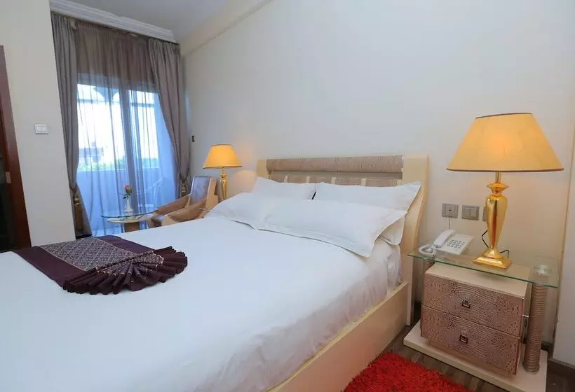 هتل Kerawud International