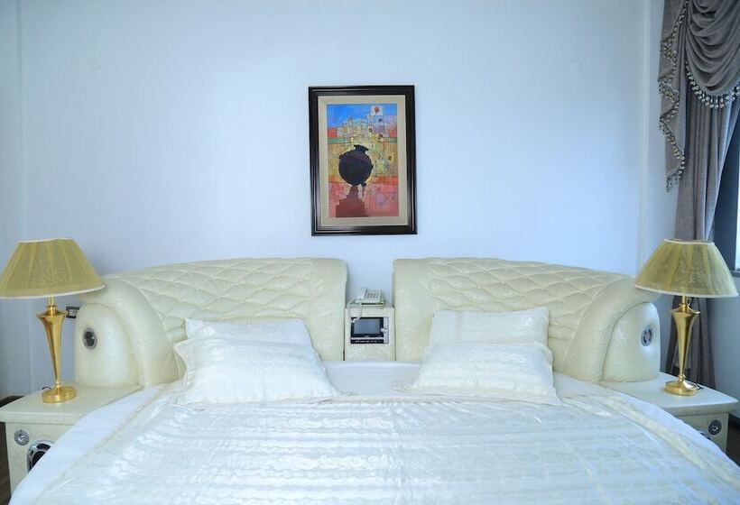 هتل Kerawud International