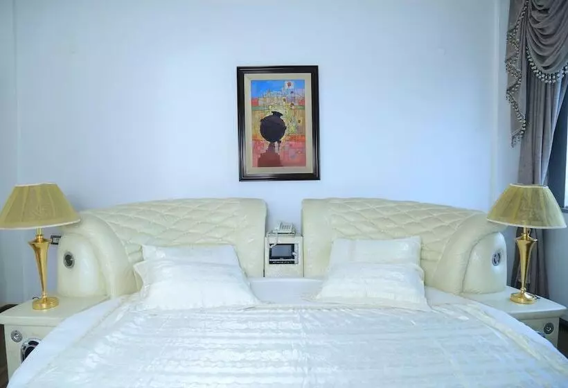 هتل Kerawud International