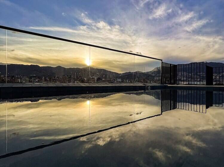 هتل Los Patios Cool Living