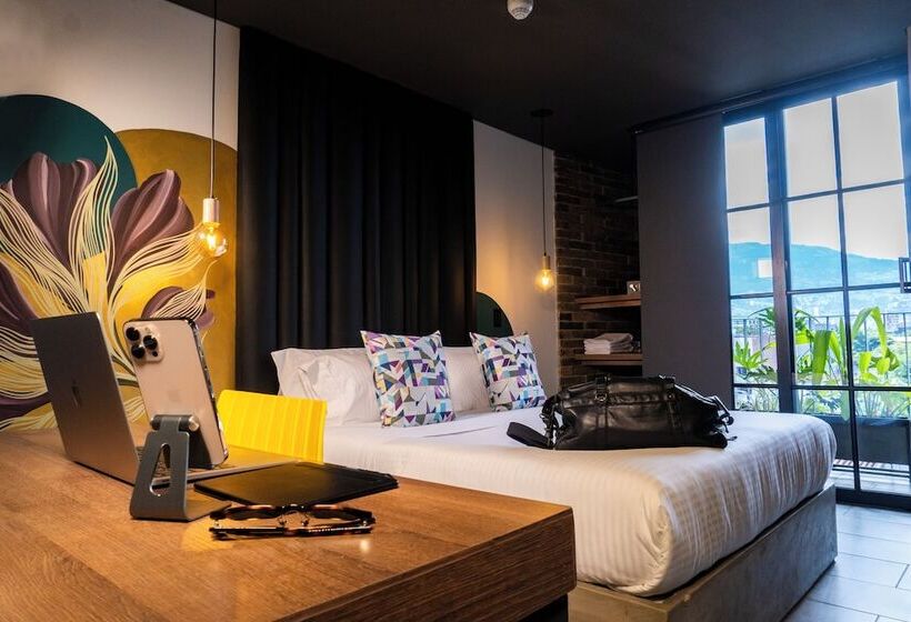 هتل Los Patios Cool Living