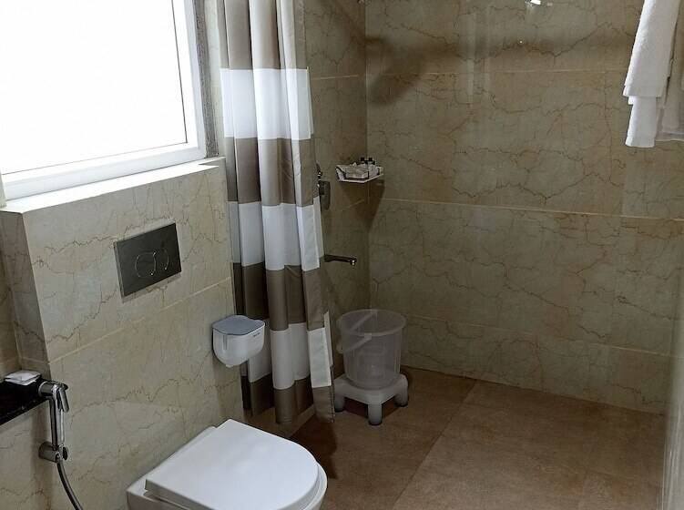 Hotel Mash Denzong Shiron