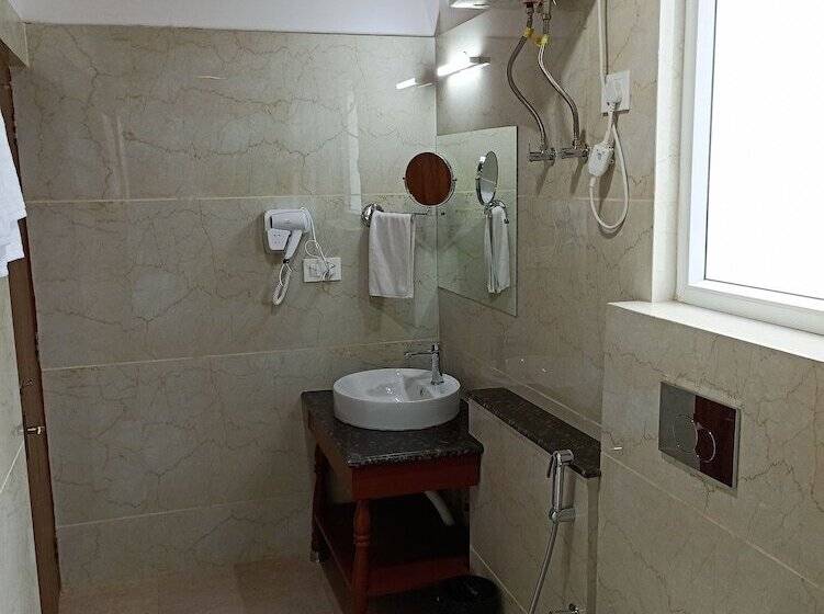 Hotel Mash Denzong Shiron