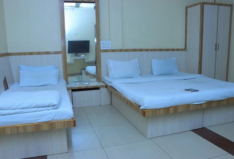 ホテル Mayura Lodge Residency