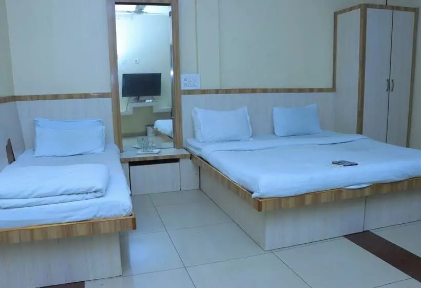 Hotelli Mayura Lodge Residency