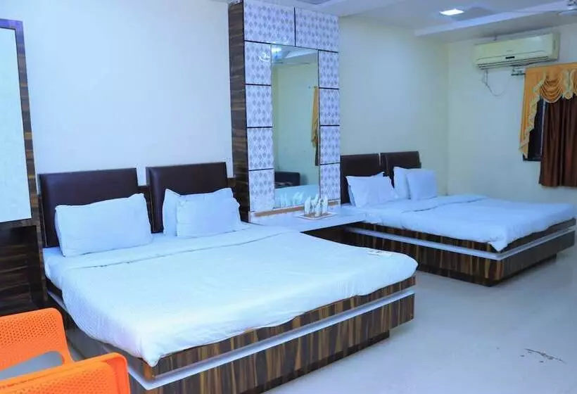 Hotelli Mayura Lodge Residency