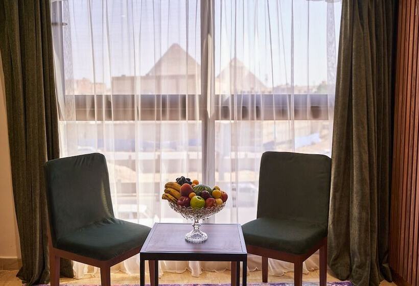 酒店 New Pyramid Front