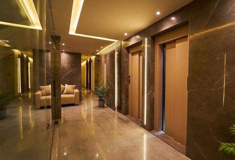 酒店 New Pyramid Front