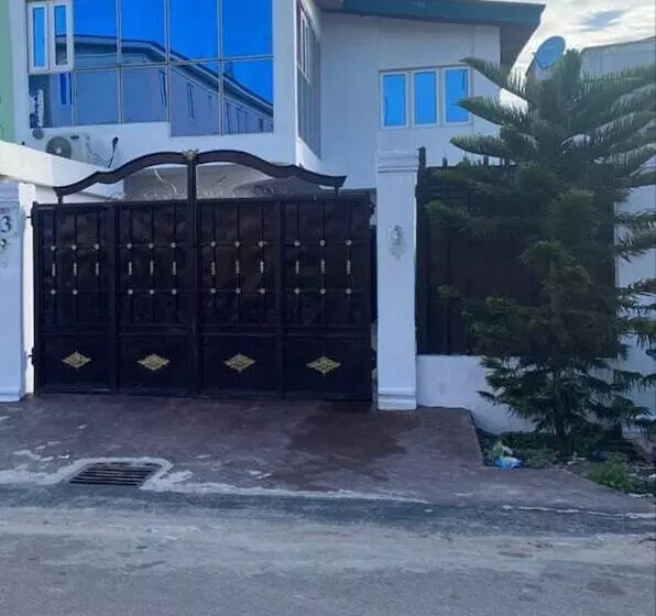 هتل Nobis Apartments