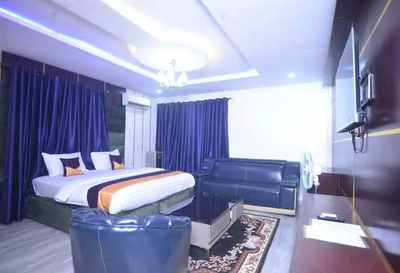 هتل Nobis Apartments