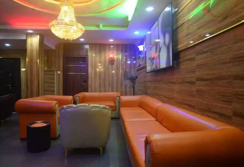 هتل Nobis Apartments