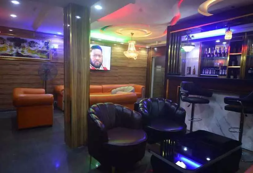 هتل Nobis Apartments