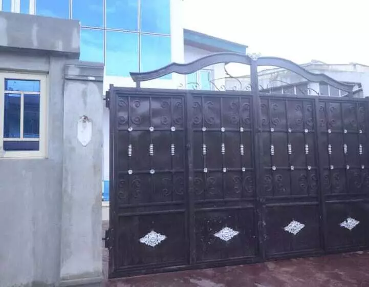 هتل Nobis Apartments