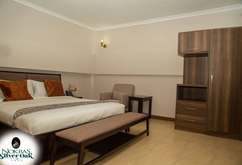 هتل Nokras Silver Oak Embu