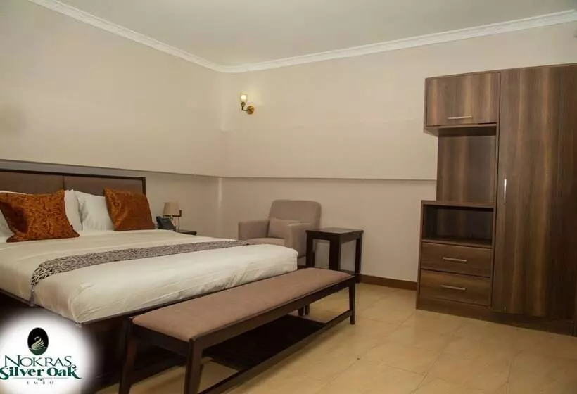 هتل Nokras Silver Oak Embu