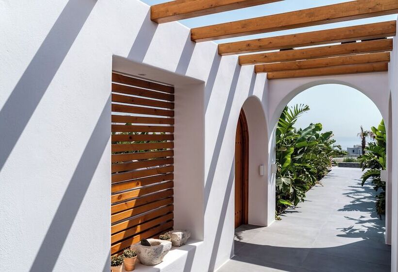 هتل Numa Santorini