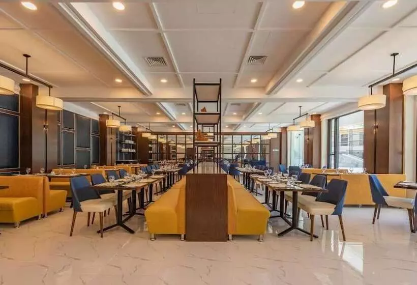 هتل Pc Legacy Hunza