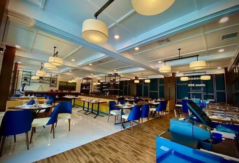 هتل Pc Legacy Hunza