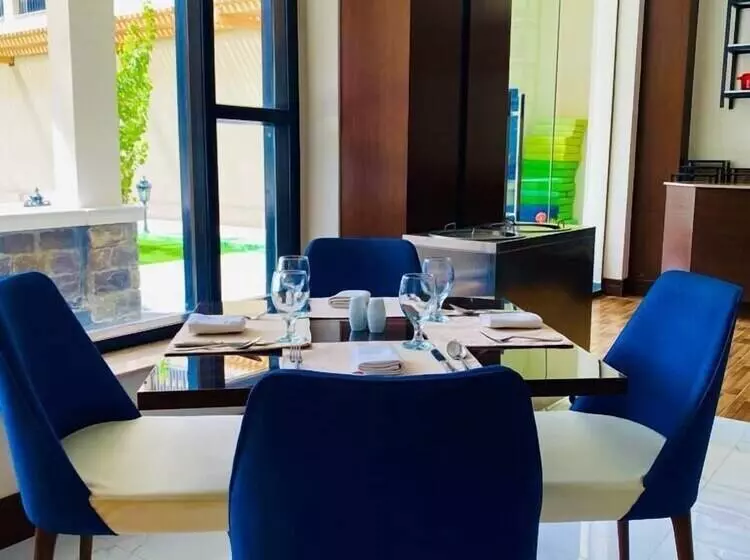 هتل Pc Legacy Hunza