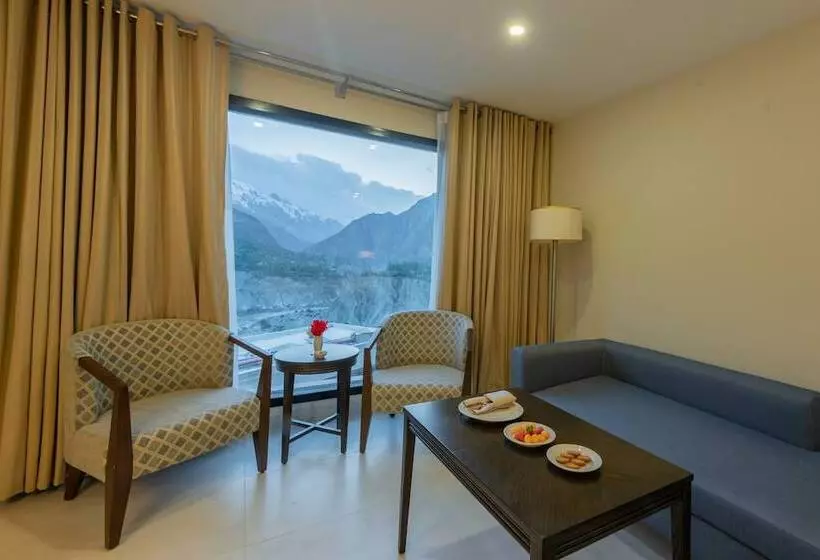 هتل Pc Legacy Hunza