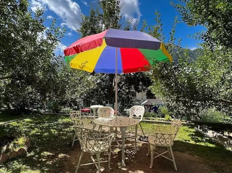 ホテル Prakash Regency Sangla