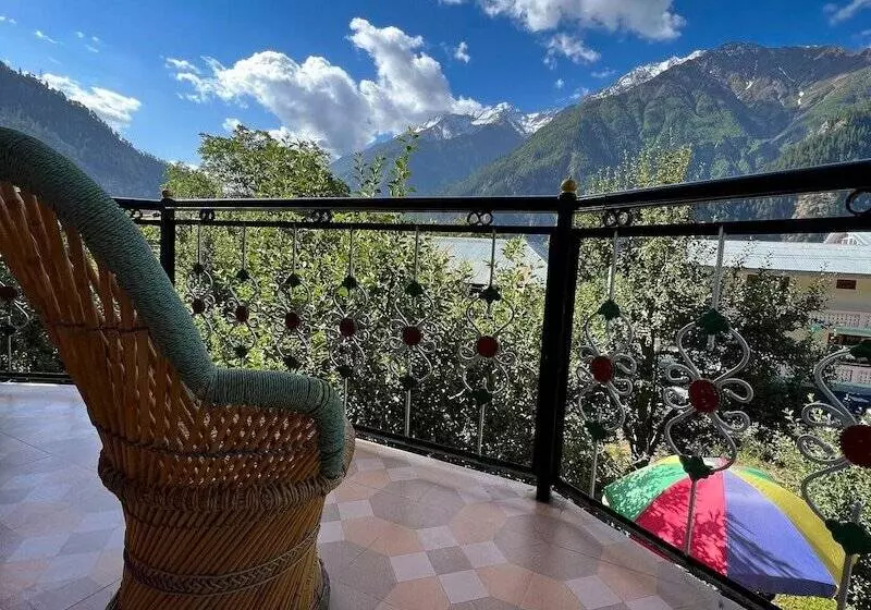 ホテル Prakash Regency Sangla