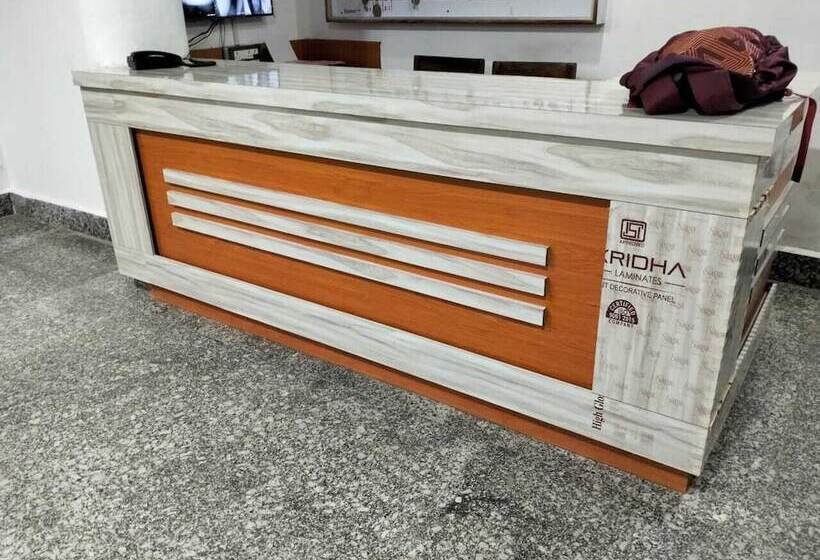 Hotel Rekha International