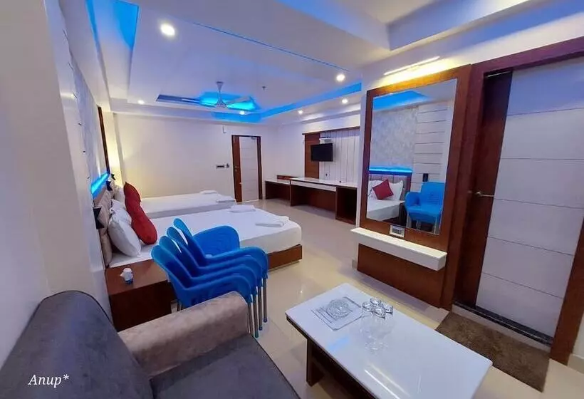 ホテル Royal Gitanjali Resort &spa