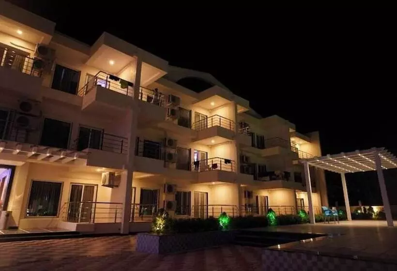 ホテル Royal Gitanjali Resort &spa