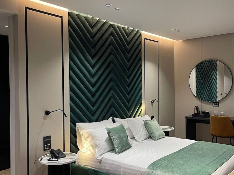 ホテル Rozafa Palace