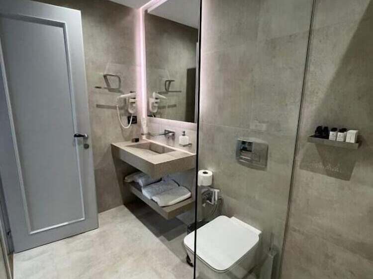 ホテル Rozafa Palace