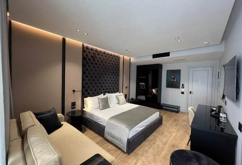 ホテル Rozafa Palace