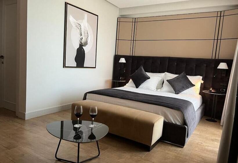 ホテル Rozafa Palace