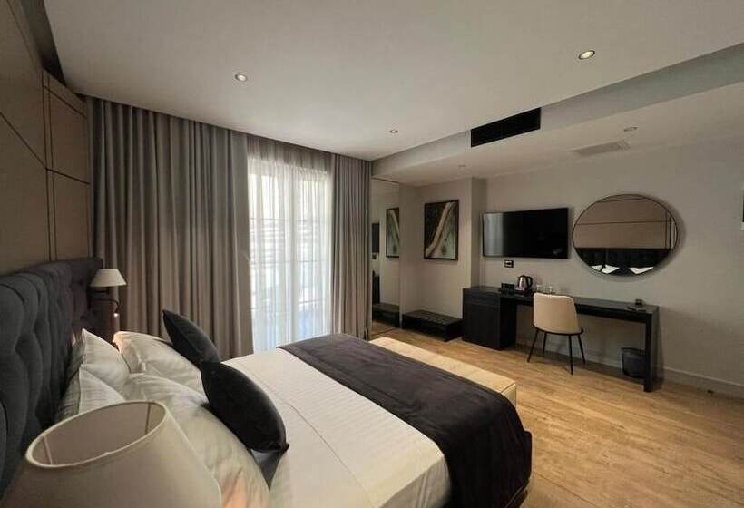 ホテル Rozafa Palace