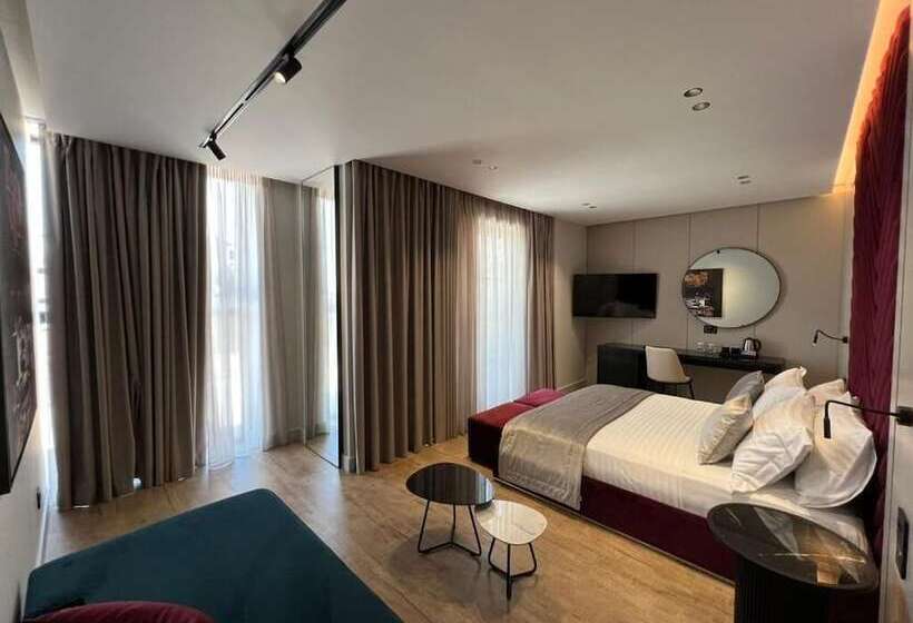 ホテル Rozafa Palace