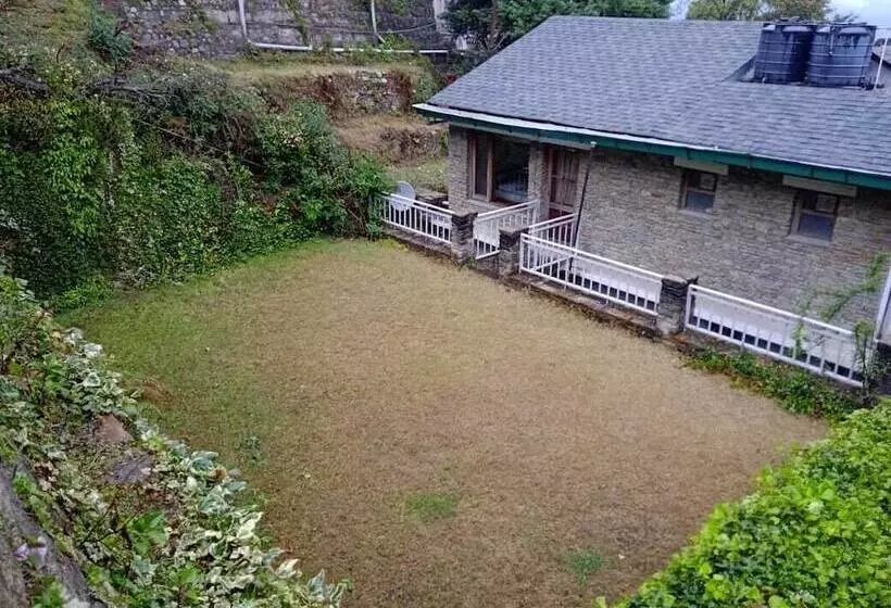 ホテル The Himalayan Lodge